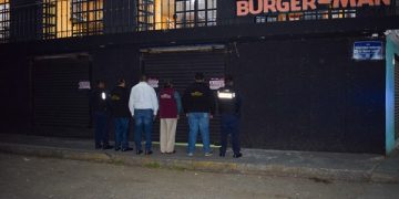 Clausuran cinco bares cerca de CU en Puebla capital