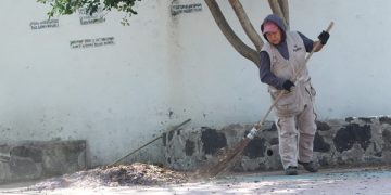 Refuerza comuna limpieza en parque Arnulfo