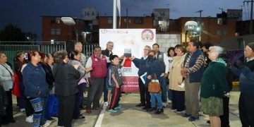 Moderniza Ayuntamiento de Puebla alumbrado en San Aparicio