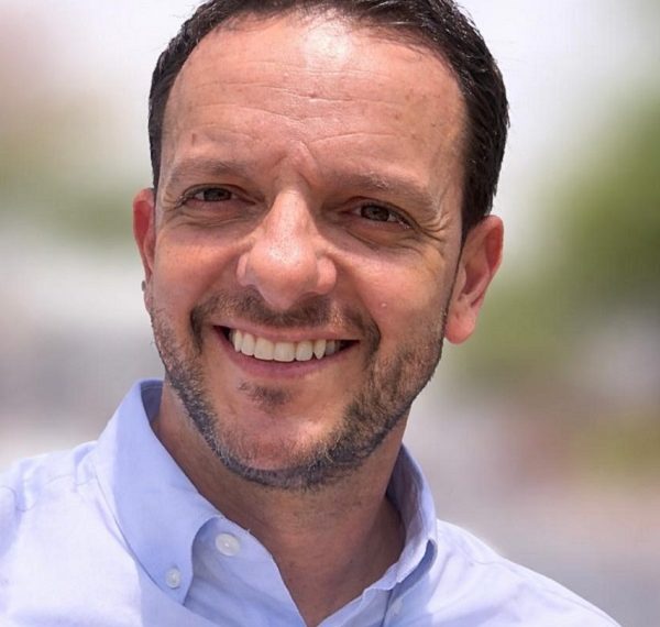 Impone juez multa a Unomásuno y ordena réplica