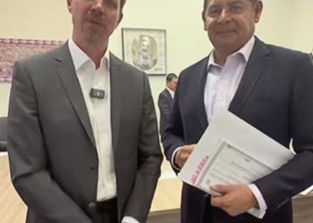 Fortalece Alejandro Armenta alianza con Audi México