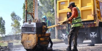 Supervisa Pepe Chedraui bacheo en San Jerónimo Caleras