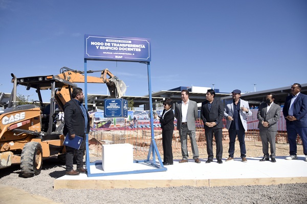 Construye BUAP nodo de transferencia y edificio de docentes en CU2