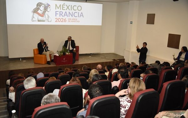 Destacan vínculo literario México-Francia