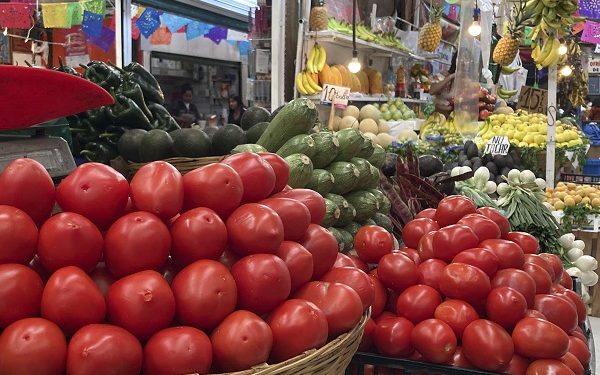 Advierte UPAEP alza en canasta básica