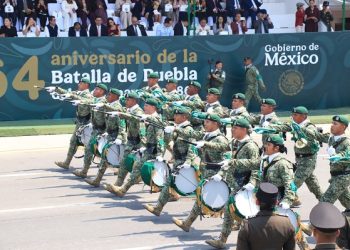 Reporta Pepe Chedraui saldo blanco tras desfile del 5 de Mayo