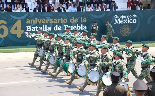 Reporta Pepe Chedraui saldo blanco tras desfile del 5 de Mayo