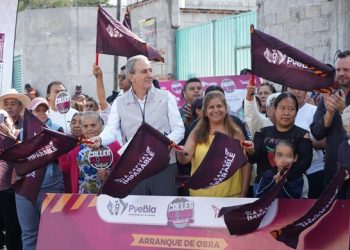 Lleva Pepe Chedraui pavimentación a la colonia El Salvador