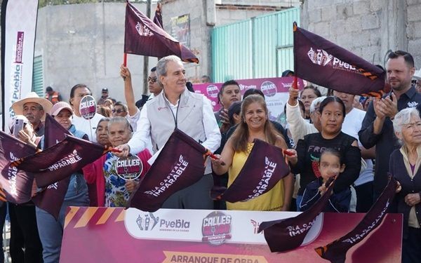 Lleva Pepe Chedraui pavimentación a la colonia El Salvador