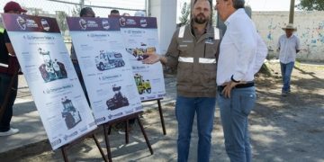 Supervisa Pepe Chedraui pavimentación en la colonia Vicente Guerrero