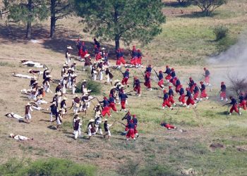 Recrean la Batalla de Puebla en zona militar