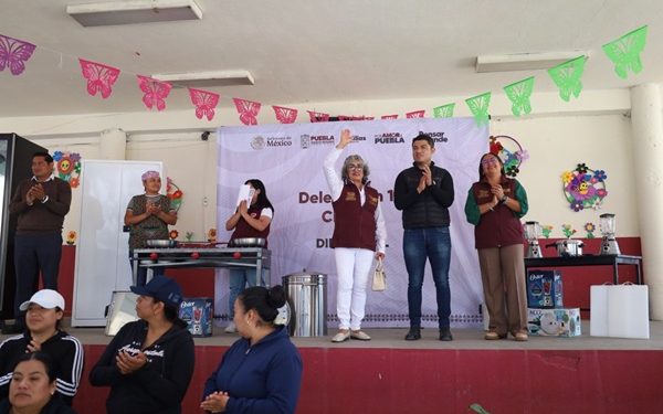 Fortalece DIF de San Pedro Cholula desayunador escolar