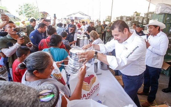 Llevan Tianguis del Bienestar a la Mixteca