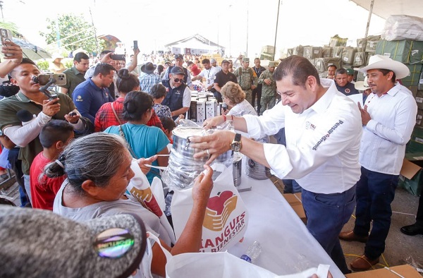 Llevan Tianguis del Bienestar a la Mixteca