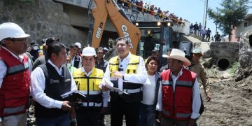 Refuerza Gobierno de Puebla apoyos tras lluvias en Serdán