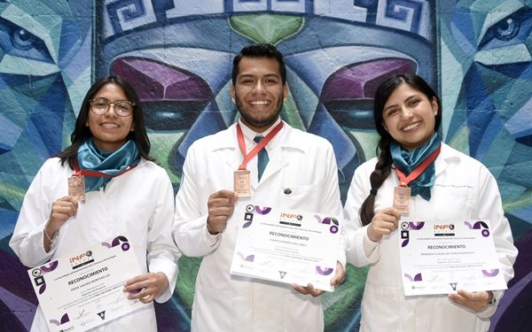 Ganan alumnos de Medicina bronce en Infomatrix