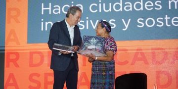 Puebla capital trabaja por los derechos de las mujeres: Chedraui