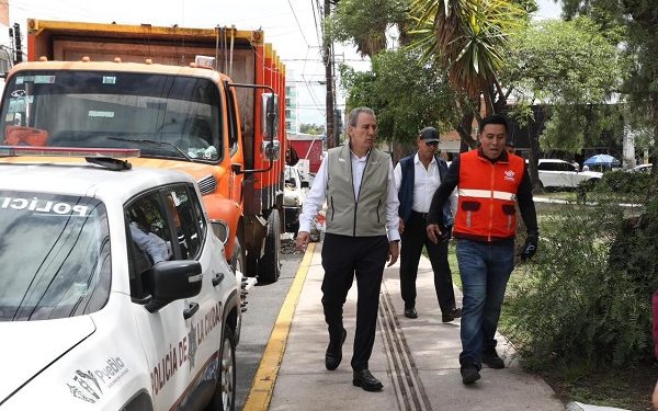 Supervisa Chedraui limpieza del Parque Cadete Vicente Suárez