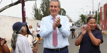 Entrega Chedraui rehabilitación vial en la colonia Vicente Guerrero