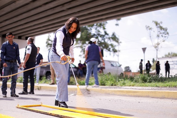 Mejora San Andrés Cholula espacios públicos en Acatepec