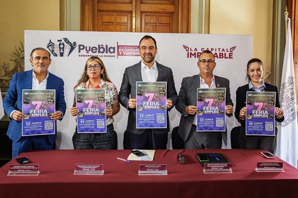 Ofertan 2 mil empleos formales en Puebla capital