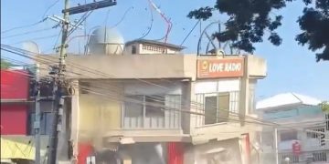 Golpea fuerte sismo a Filipinas y deja alertas de tsunami