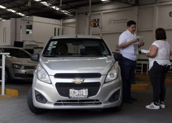 Cumple verificación vehicular, 66% de los automovilistas de la zona metropolitana