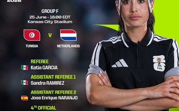 Katia García hace historia como tercera árbitra mundialista
