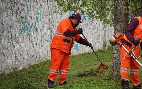 Limpia Ayuntamiento de Puebla zona del Seminario