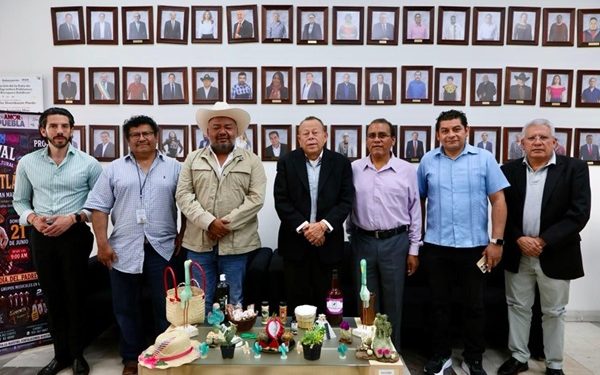 Reconoce Zapotitlán aporte de migrantes