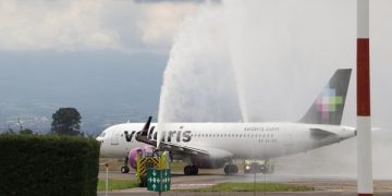 Inauguran en Puebla vuelo directo a Los Ángeles