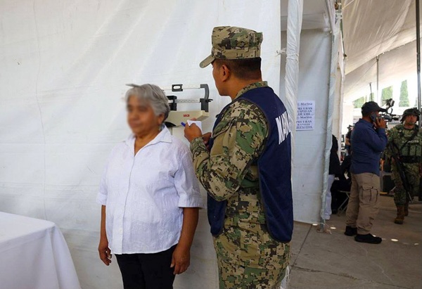 Llevan ferias médicas gratuitas a seis municipios de Puebla