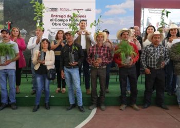 Fortalecen el campo con maquinaria, fertilizantes y reforestación