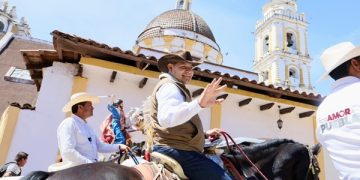 Resalta Alejandro Armenta tradición de Chignahuapan