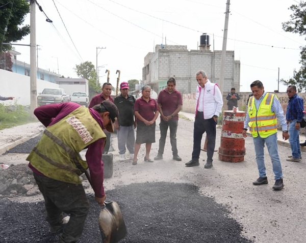 Supervisan bacheo en San Andrés Azumiatla