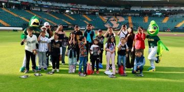 Acercan el béisbol profesional a 140 menores