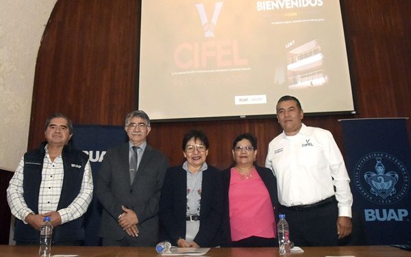 Impulsa BUAP formación internacional en lenguas
