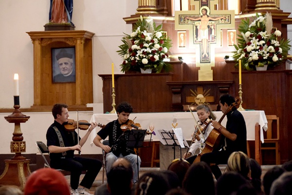 Fusiona Yólotl Latino música y culturas