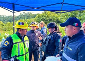 Intensifican búsqueda en gruta de Cuetzalan