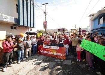 Arranca Chedraui rehabilitación vial en Xonacatepec