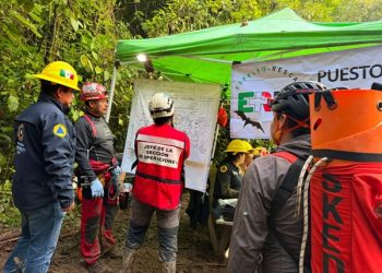 Localizan tres cuerpos en la Gruta de Chichicazapa