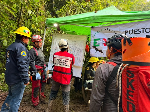 Localizan tres cuerpos en la Gruta de Chichicazapa