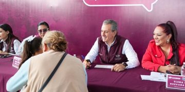 Escucha Chedraui a vecinos de San Baltazar