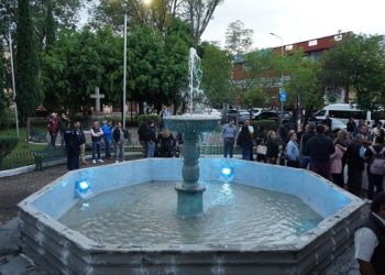 Renuevan fuente del Parque de Santiago