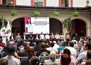 Entrega Gobierno de Puebla apoyos y visas a migrantes