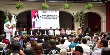 Entrega Gobierno de Puebla apoyos y visas a migrantes