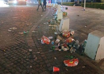 Despliegan limpieza en calles tras triunfo de México
