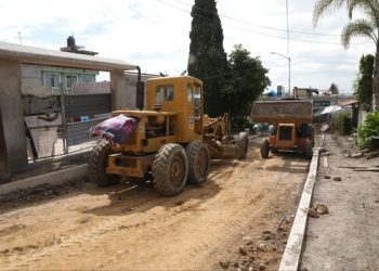 Supervisa Chedraui pavimentación en Guadalupe Hidalgo