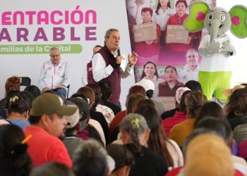 Entregan 4 mil despensas en San Baltazar Tetela