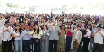 Premia Puebla el talento de nueve jóvenes